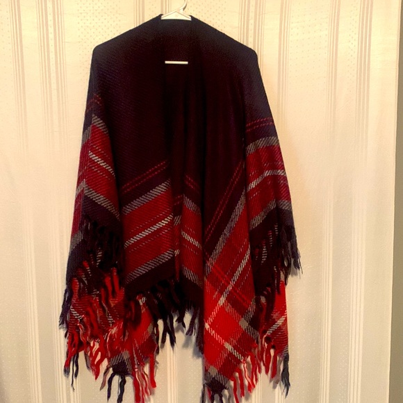 Ladies Shawl - Picture 2 of 5